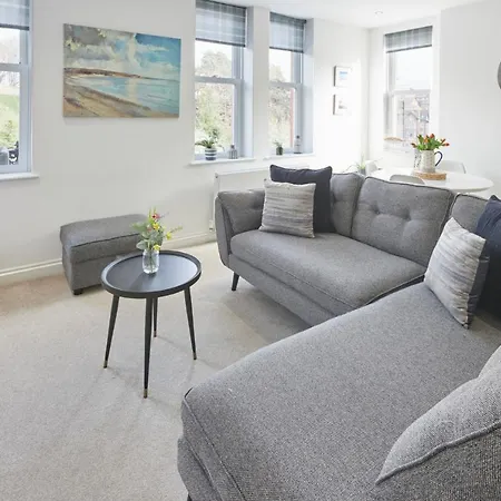 Apartment Host & - Number 2 At Pannett