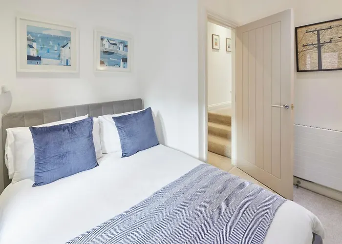 Host & - Number 2 At Pannett Lägenhet Whitby