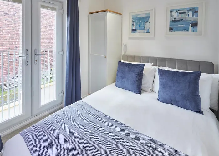 Host & - Number 2 At Pannett